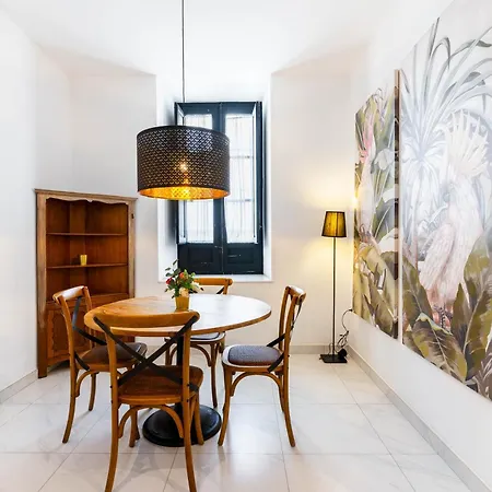 Apartment Expoholidays - Center