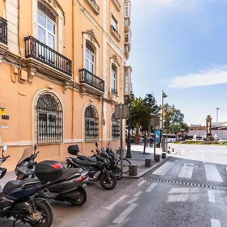 Expoholidays - Center Apartment Almeria