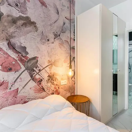 Expoholidays - Center Apartment *
